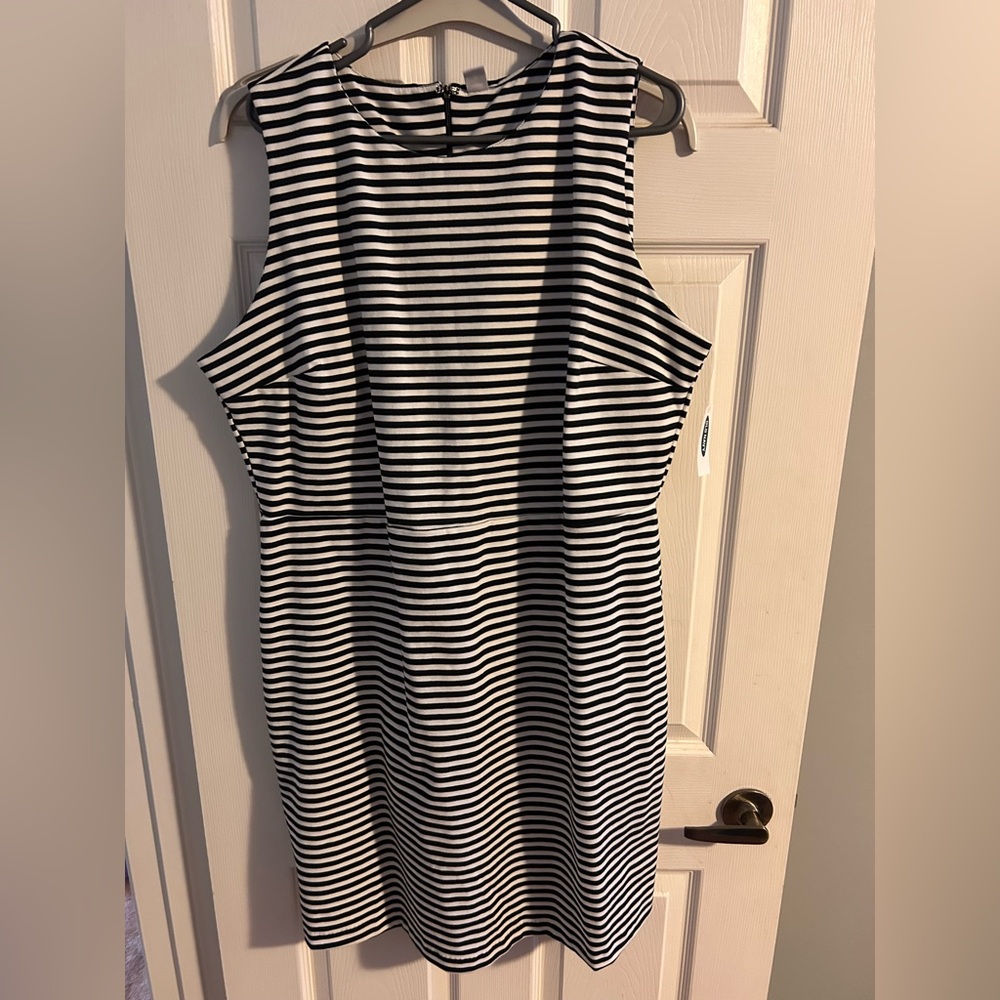 Striped Black and White Sleeveless Dress